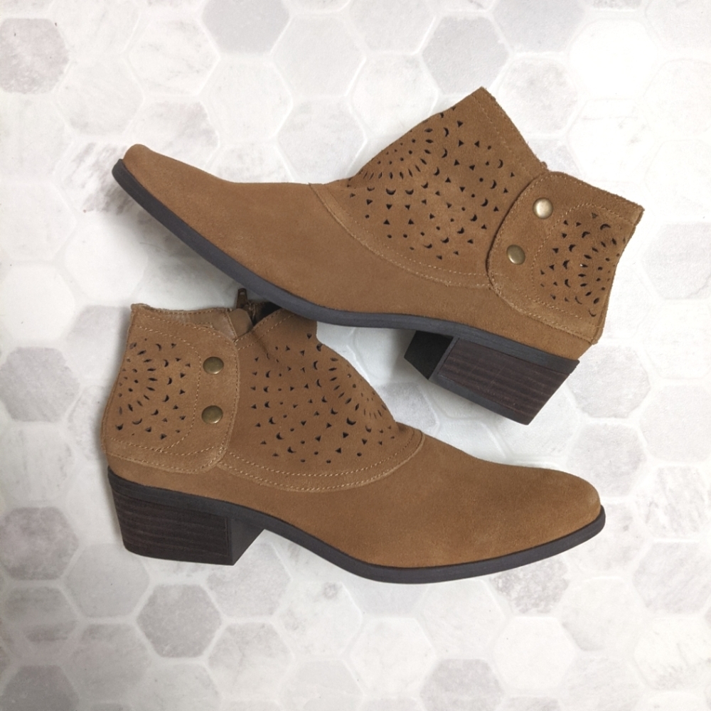 BareTraps boots